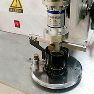 扭轉(zhuǎn)試驗(yàn)機(jī)