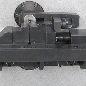 扭轉(zhuǎn)試驗機