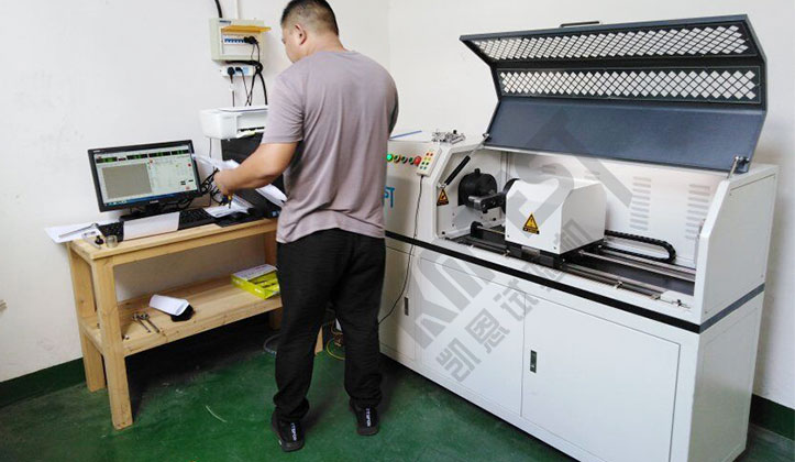 凱恩扭轉(zhuǎn)試驗(yàn)機(jī)調(diào)試人員獲得客戶贊揚(yáng)